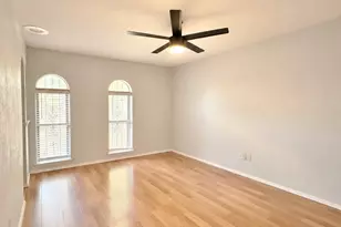 2705 Springlake Ct, Irving, TX 75060 - Photo 10
