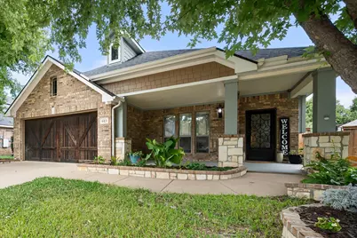613 Vickie Street, Crowley, TX 76036 - Photo 2
