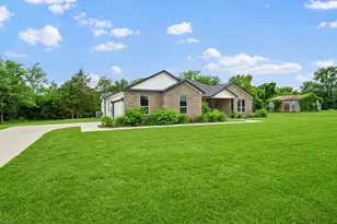 646 Co Rd 4109, Greenville, TX 75401 - Photo 1