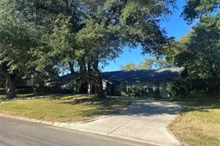 7121 Kendallwood Dr, Dallas, TX 75240 - Photo 2