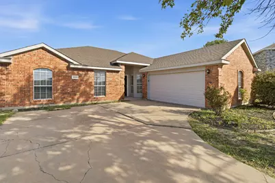 3808 Pennsylvania Avenue, Sachse, TX 75048 - Photo 2