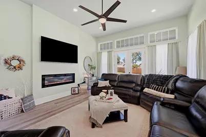 109 Bowie Drive, Lake Kiowa, TX 76240 - Photo 14