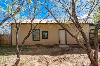 542 McCartney Lane, Tye, TX 79563 - Photo 32
