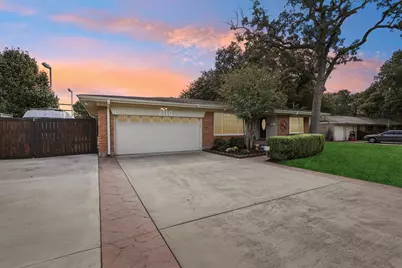 2110 Cooper Drive, Irving, TX 75061 - Photo 2