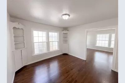 1709 N Sylvania Avenue, Fort Worth, TX 76111 - Photo 8