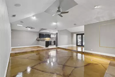 5945 Diamond Oaks Drive S, Haltom City, TX 76117 - Photo 8