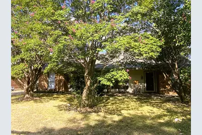 1107 Park Street, Arlington, TX 76011 - Photo 2