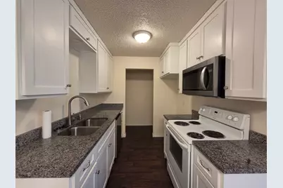 6499 Central Avenue, North Richland Hills, TX 76182 - Photo 6