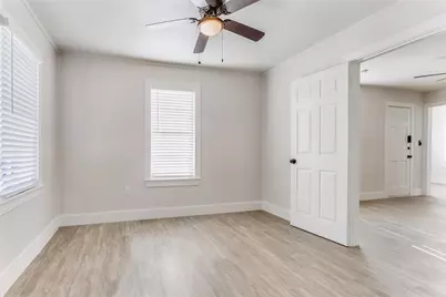 1109 W Avenue A, Garland, TX 75040 - Photo 2