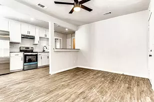 117 S 11th St, Garland, TX 75040 - Photo 8