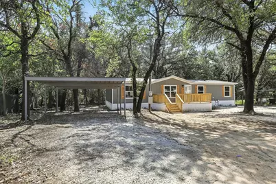 131 Kelly Court, Azle, TX 76020 - Photo 2