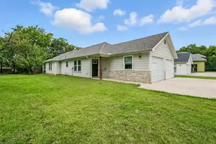 910 N Throckmorton, Sherman, TX 75090 - Photo 1
