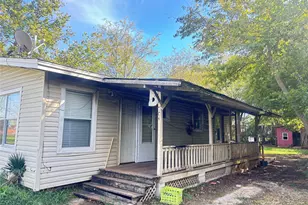 204 Prairie St, Nocona, TX 76255 - Photo 1