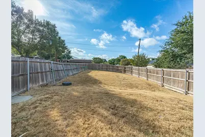 1005 Casa Linda Street, Ennis, TX 75119 - Photo 30