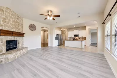 7327 Compas, Grand Prairie, TX 75054 - Photo 4
