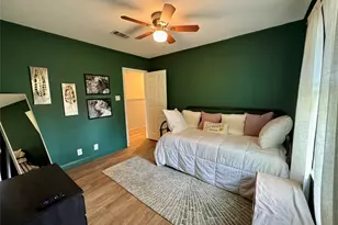 205 E Cardinal St, Ector, TX 75439 - Photo 16