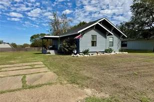 205 E Cardinal St, Ector, TX 75439 - Photo 20