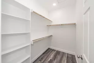 708 Elba St, Bowie, TX 76230 - Photo 18