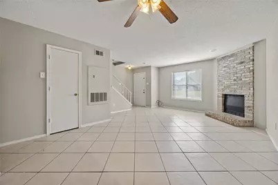 808 Red Bud Drive, DeSoto, TX 75115 - Photo 2
