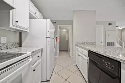 808 Red Bud Drive, DeSoto, TX 75115 - Photo 6