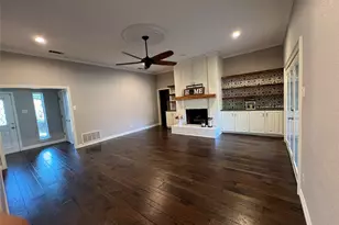 717 Highland Hls Ln, Highland Village, TX 75077 - Photo 6