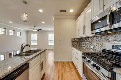 636 S Greenville Avenue, Richardson, TX 75081 - Photo 6