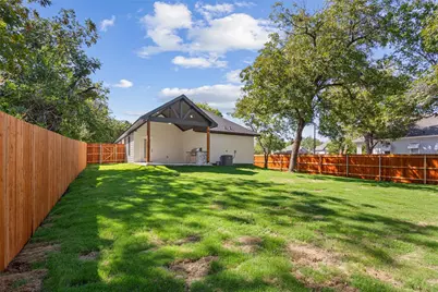 933 N 12th Street, Waco, TX 76707 - Photo 26