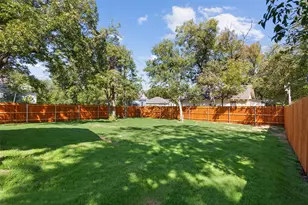 933 N 12th St, Waco, TX 76707 - Photo 28