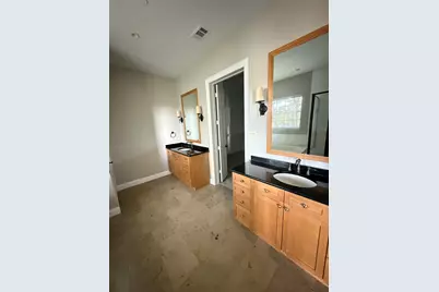1025 Emerson Park Lane, Irving, TX 75063 - Photo 18