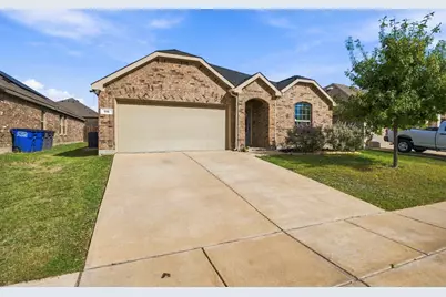 916 Evergreen Street, Princeton, TX 75407 - Photo 2