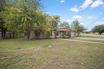 514 E University Avenue, Waxahachie, TX 75165 - Photo 4