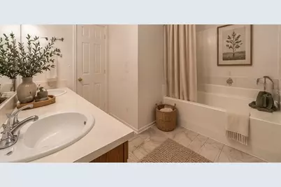 6833 Bluff View Drive, Watauga, TX 76137 - Photo 14
