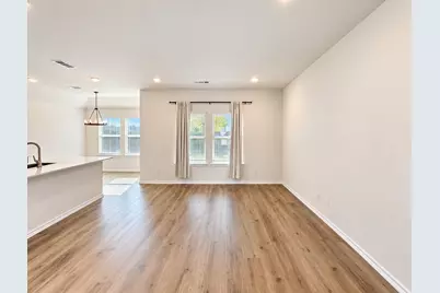4805 Heathermore Way, Denton, TX 76207 - Photo 4