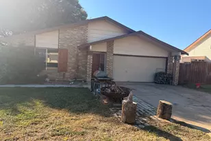 5305 Countess Ct, Lake Dallas, TX 75065 - Photo 1