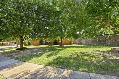 819 Mustang Drive, Fairview, TX 75069 - Photo 4