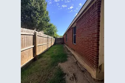 1901 Citadel Drive, Glenn Heights, TX 75154 - Photo 36