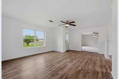 607 N Louisiana Drive, Celina, TX 75009 - Photo 4