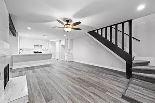 2640 Santa Barbara Dr, Grand Prairie, TX 75052 - Photo 14