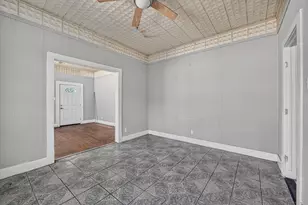 2405 Roosevelt Ave, Fort Worth, TX 76164 - Photo 14