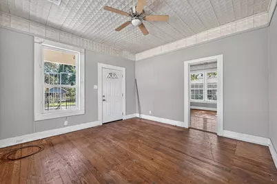 2405 Roosevelt Avenue, Fort Worth, TX 76164 - Photo 18