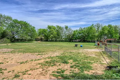 501 N Van Zandt Street, Tioga, TX 76271 - Photo 26