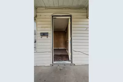 2209 Cleveland Avenue, Waco, TX 76706 - Photo 2