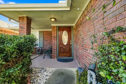 2524 Brooke Trail, Carrollton, TX 75006 - Photo 2