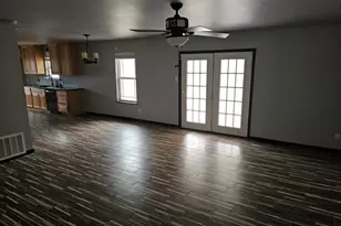 1413 Las Palmas Cir, Beeville, TX 78102 - Photo 6