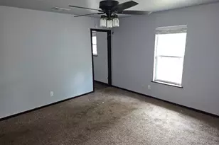 1413 Las Palmas Cir, Beeville, TX 78102 - Photo 16