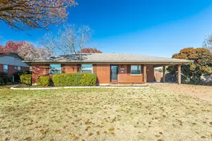 1811 Ferris Ave, Waxahachie, TX 75165 - Photo 2