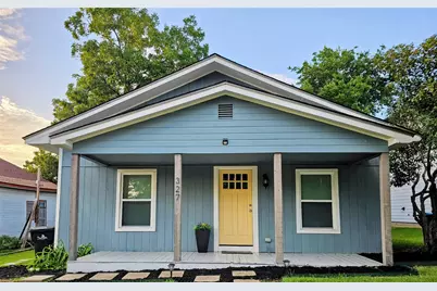 327 E Hull Street, Denison, TX 75021 - Photo 2