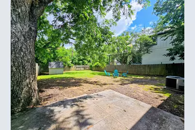 327 E Hull Street, Denison, TX 75021 - Photo 22