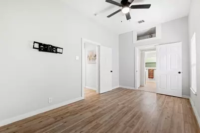 327 E Hull Street, Denison, TX 75021 - Photo 14