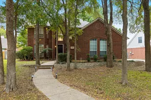 6300 Fox Hunt Dr, Arlington, TX 76001 - Photo 1